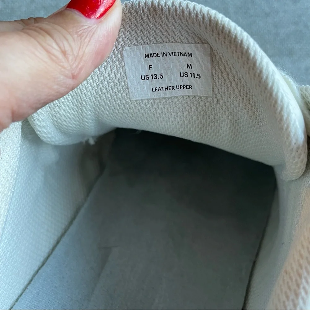Everlane The Trainer Cream Unisex Sneaker - Picture 11 of 11